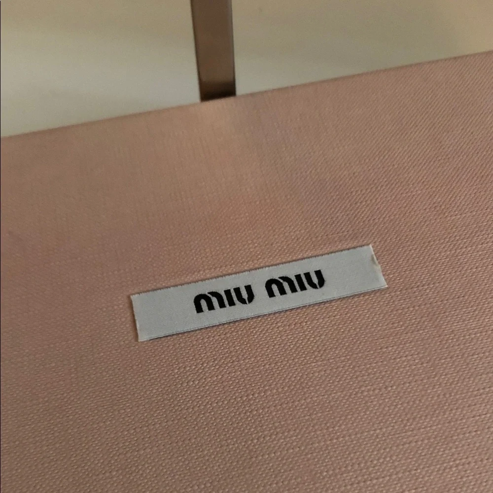 Miu Miu Floral Appliqué Zip Wallet - Picture 6 of 8